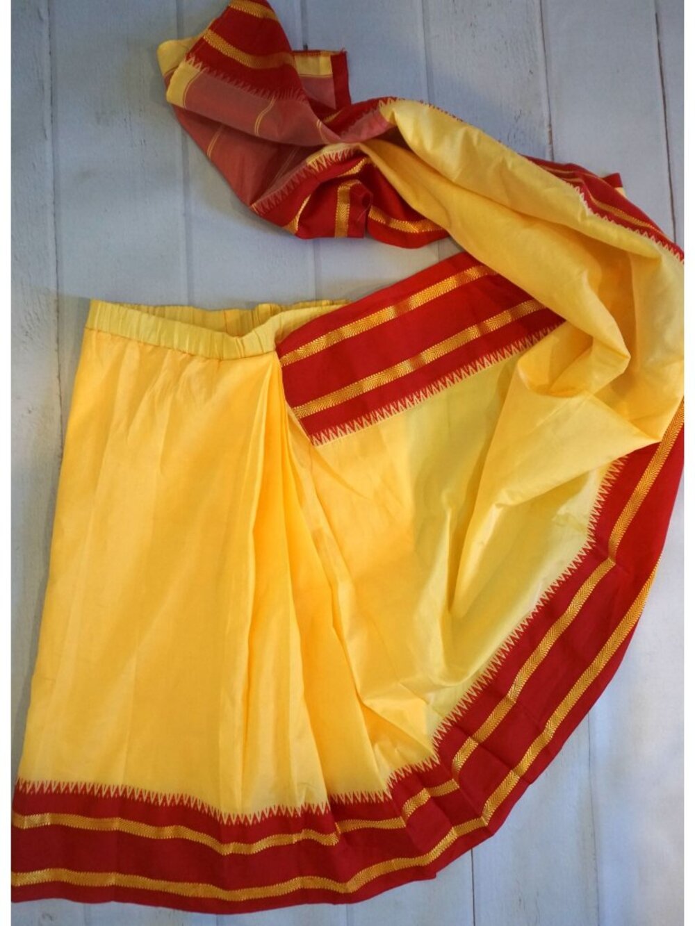 Toddler traditional Madisar Yellow & Red Saree w/ Elastic Waistband - Size 20 - Picture 4 of 4